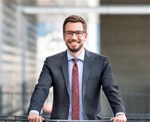 Rechtsanwalt, LL.M. David Grimm Rechtsanwalt, LL.M. David Grimm